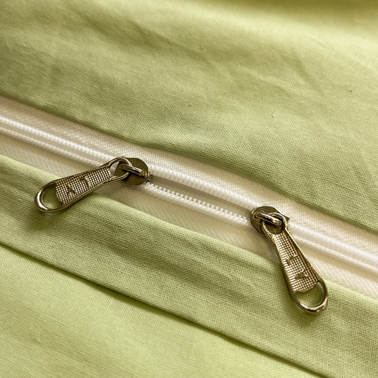 91家纺网 家纺一手货源 找家纺 莱茵家居 2026新款A类全棉纯棉色织大提花贝壳边四件套-序语松间系列 序语-绿