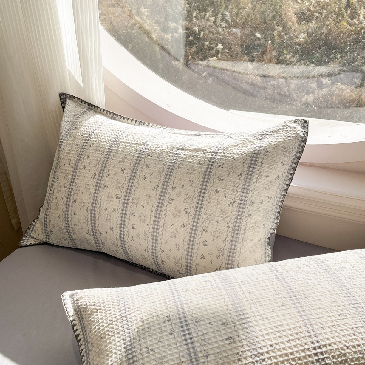 91家纺网 家纺一手货源 找家纺 莱茵家居 2026新款A类全棉华夫格印花贝壳边套件-华夫系列 华夫-丁香