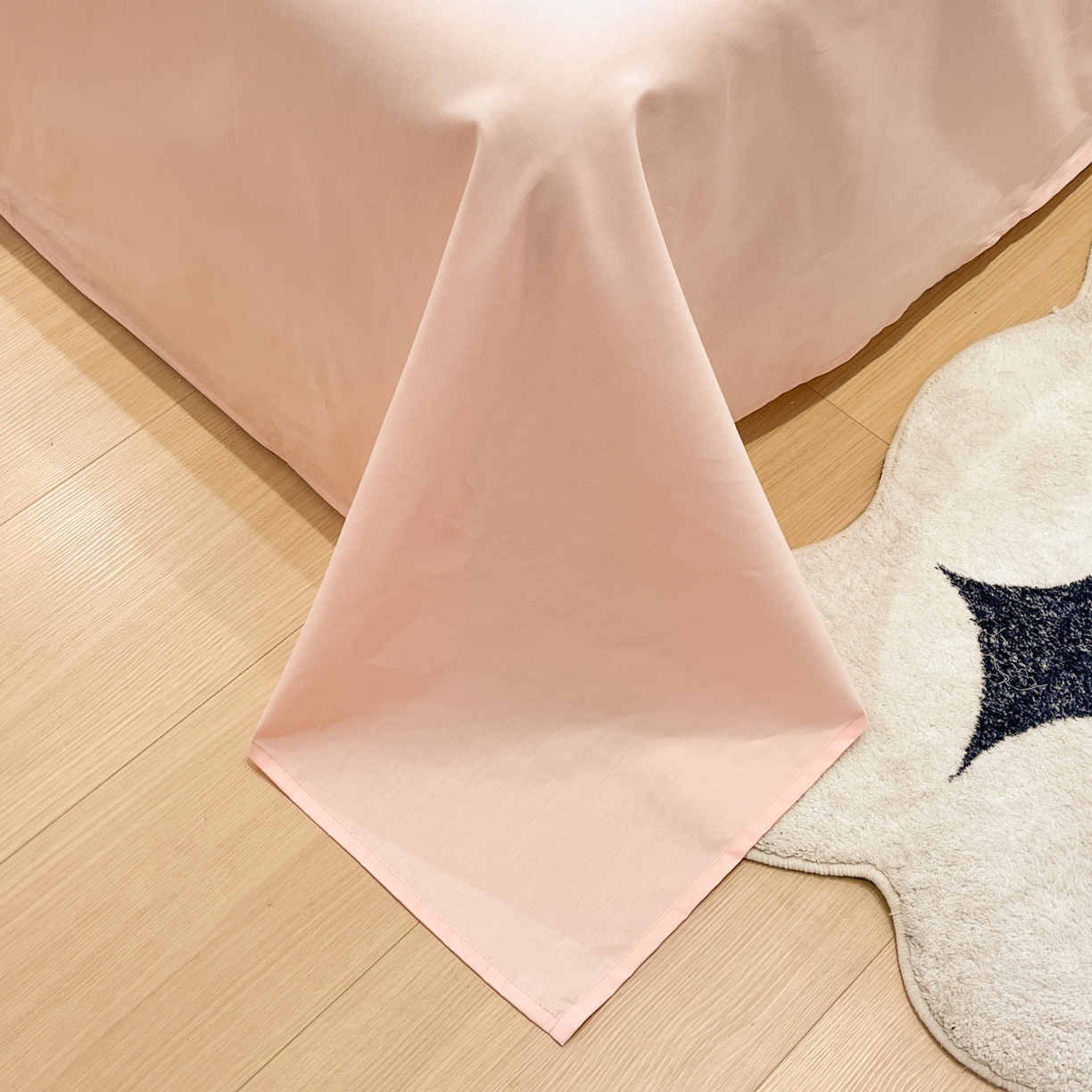 91家纺网 家纺一手货源 找家纺 莱茵家居 2026新款A类全棉华夫格印花贝壳边套件-华夫系列 华夫-枫糖粉