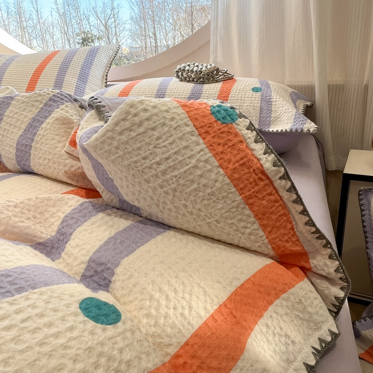 91家纺网 家纺一手货源 找家纺 莱茵家居 2026新款A类全棉华夫格印花贝壳边套件-华夫系列 华夫-枫糖紫