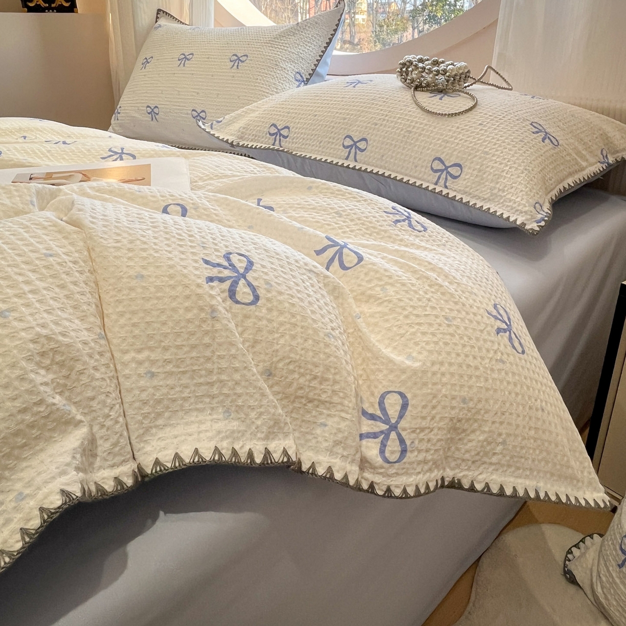 91家纺网 家纺一手货源 找家纺 莱茵家居 2026新款A类全棉华夫格印花贝壳边套件-华夫系列 华夫-蓝铃