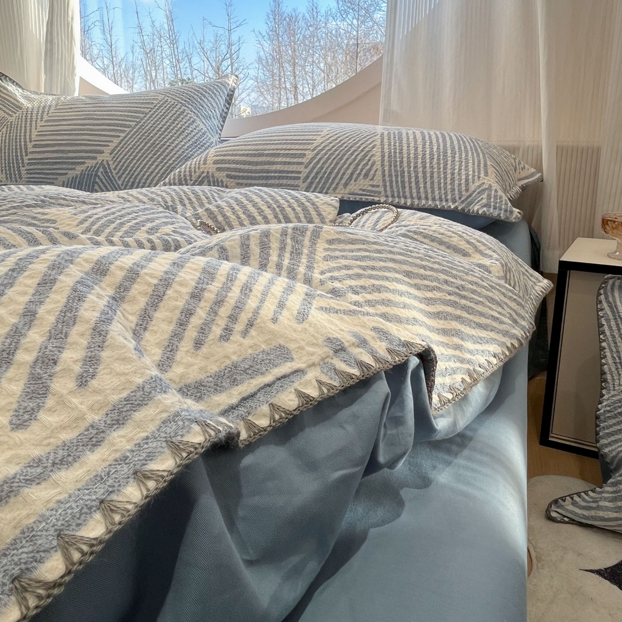 91家纺网 家纺一手货源 找家纺 莱茵家居 2026新款A类全棉华夫格印花贝壳边套件-华夫系列 华夫-尼罗蓝