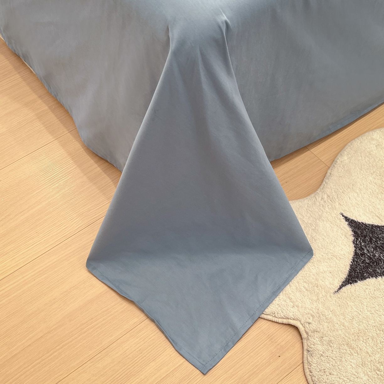 91家纺网 家纺一手货源 找家纺 莱茵家居 2026新款A类全棉华夫格印花贝壳边套件-华夫系列 华夫-尼罗蓝