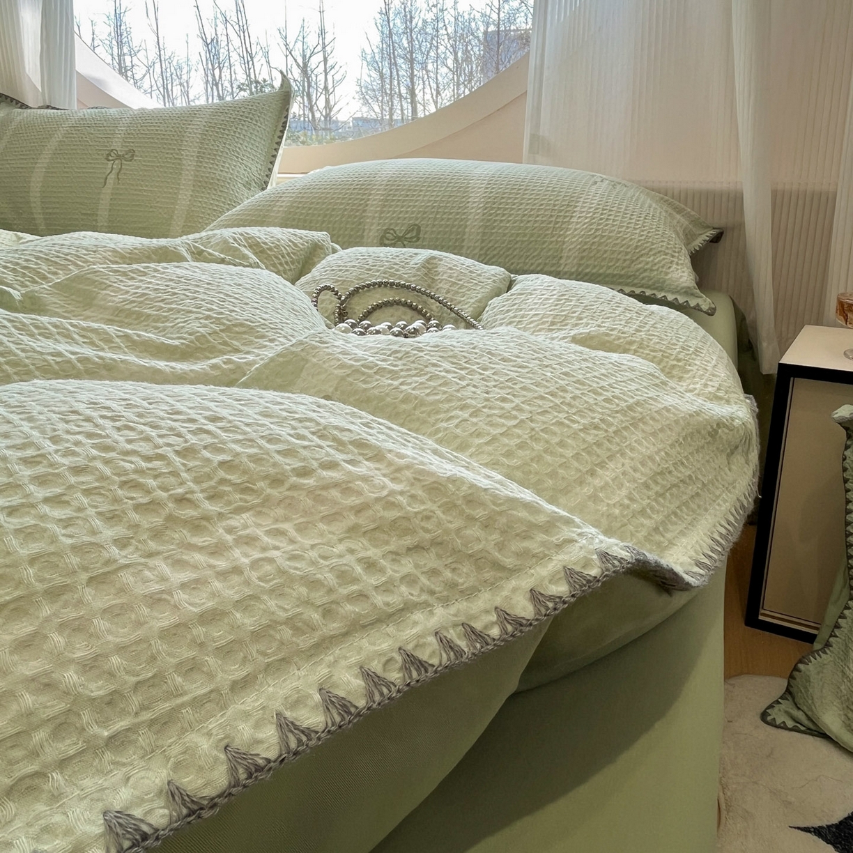 91家纺网 家纺一手货源 找家纺 莱茵家居 2026新款A类全棉华夫格印花贝壳边套件-华夫系列 华夫-青提