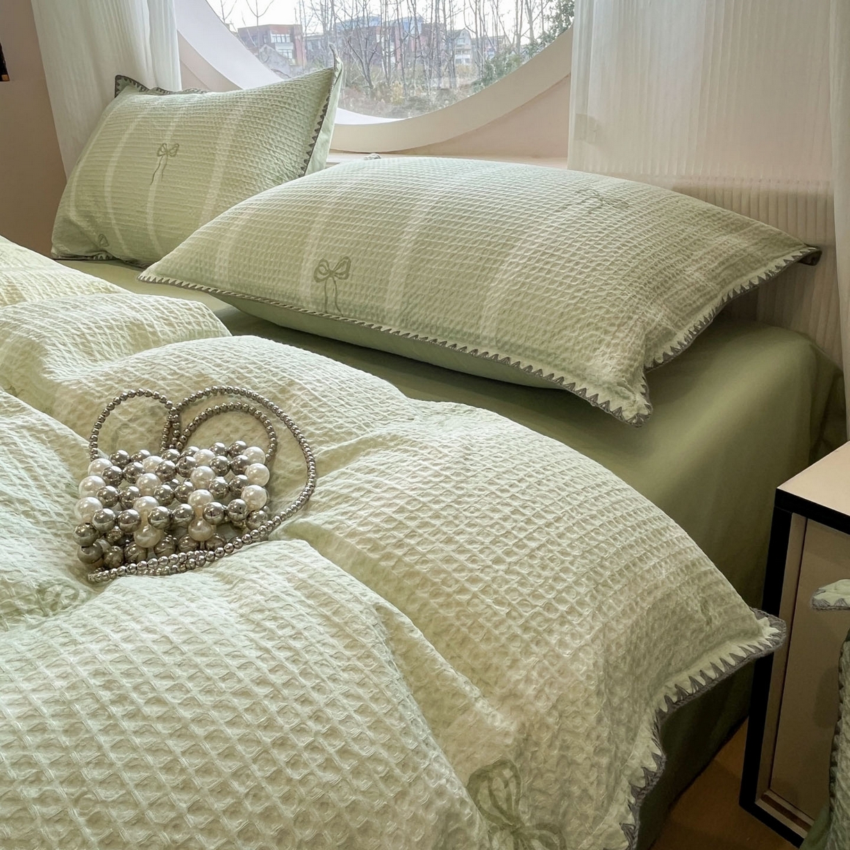 91家纺网 家纺一手货源 找家纺 莱茵家居 2026新款A类全棉华夫格印花贝壳边套件-华夫系列 华夫-青提