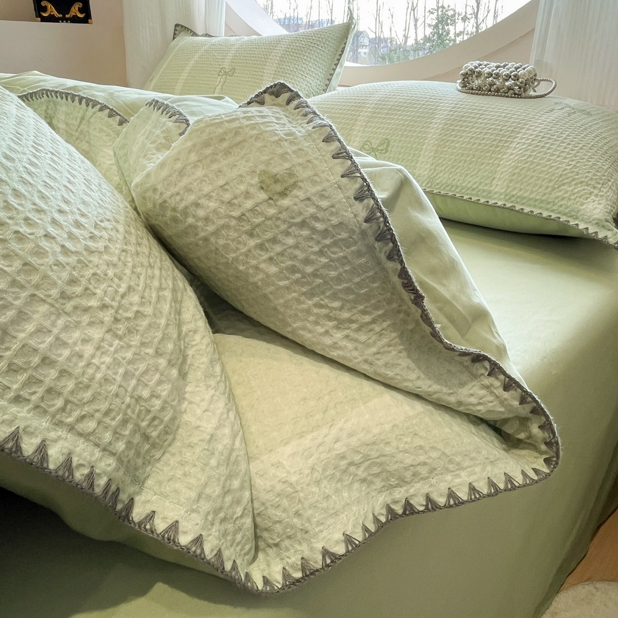 91家纺网 家纺一手货源 找家纺 莱茵家居 2026新款A类全棉华夫格印花贝壳边套件-华夫系列 华夫-青提