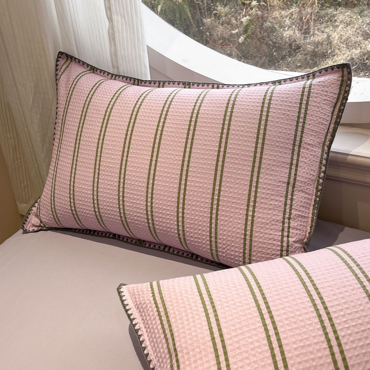 91家纺网 家纺一手货源 找家纺 莱茵家居 2026新款A类全棉华夫格印花贝壳边套件-华夫系列 华夫-树莓