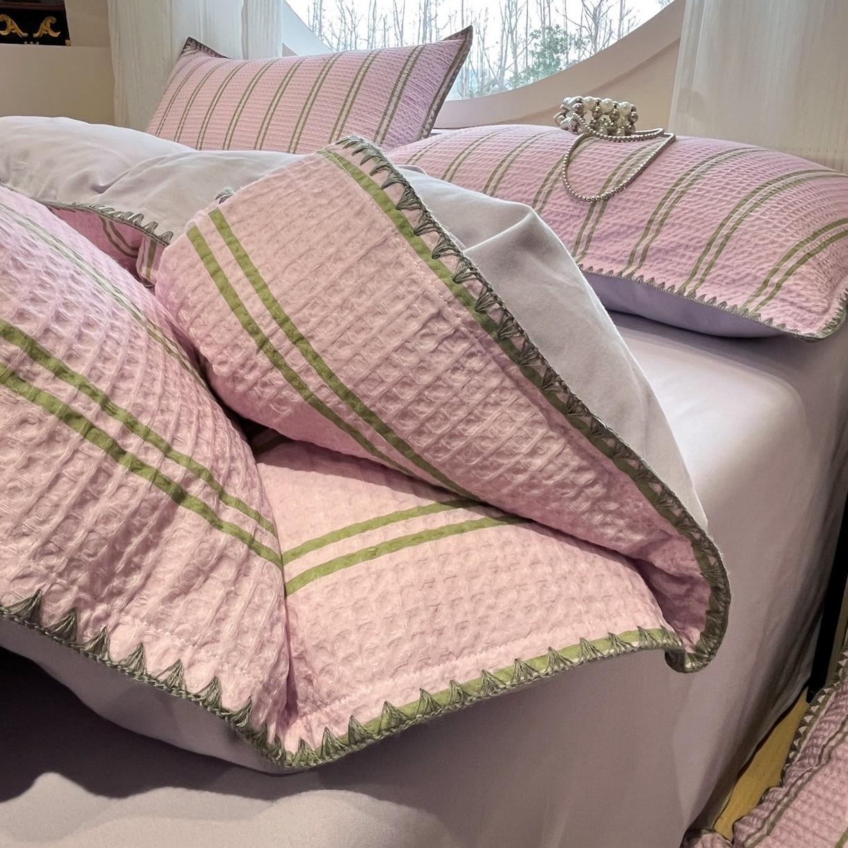 91家纺网 家纺一手货源 找家纺 莱茵家居 2026新款A类全棉华夫格印花贝壳边套件-华夫系列 华夫-树莓