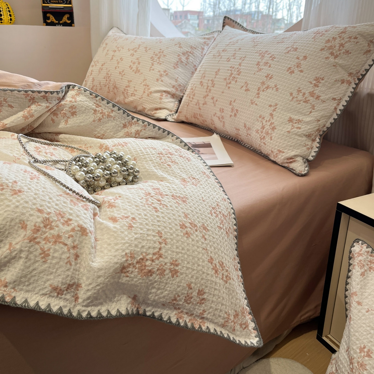 91家纺网 家纺一手货源 找家纺 莱茵家居 2026新款A类全棉华夫格印花贝壳边套件-华夫系列 华夫-苏黎