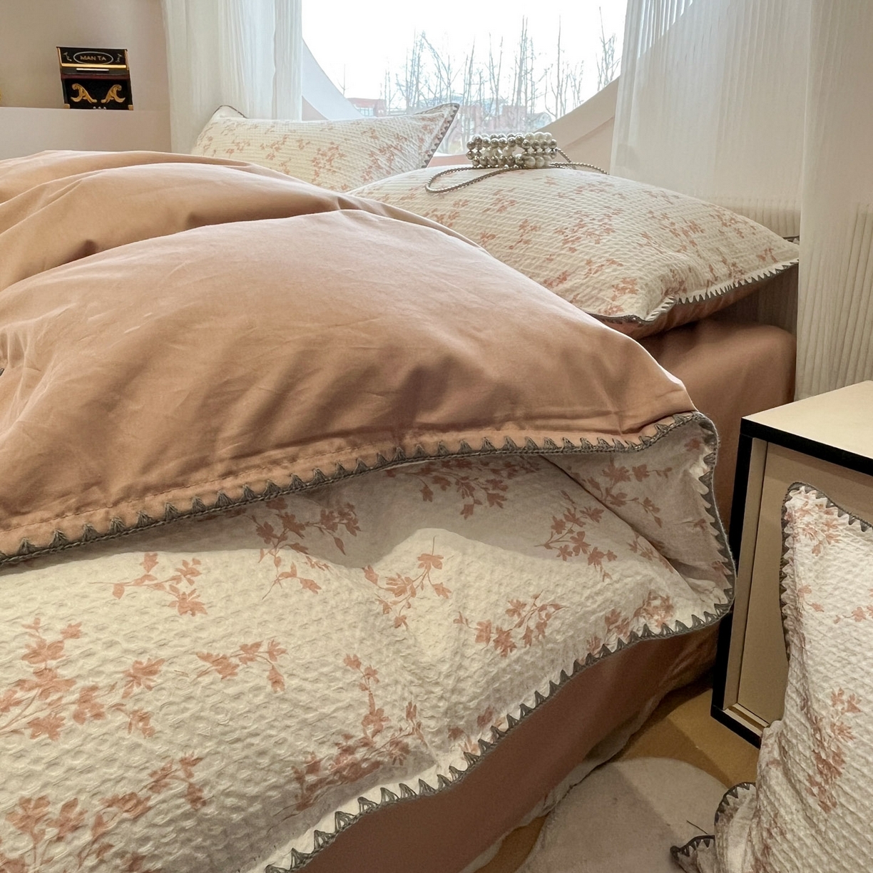 91家纺网 家纺一手货源 找家纺 莱茵家居 2026新款A类全棉华夫格印花贝壳边套件-华夫系列 华夫-苏黎