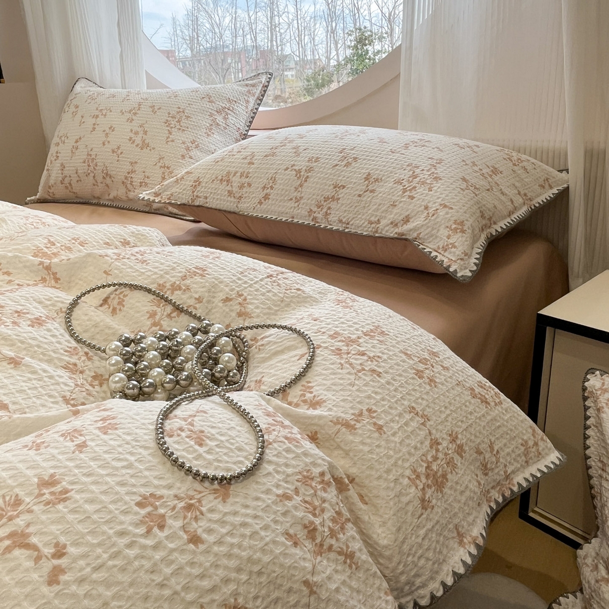 91家纺网 家纺一手货源 找家纺 莱茵家居 2026新款A类全棉华夫格印花贝壳边套件-华夫系列 华夫-苏黎