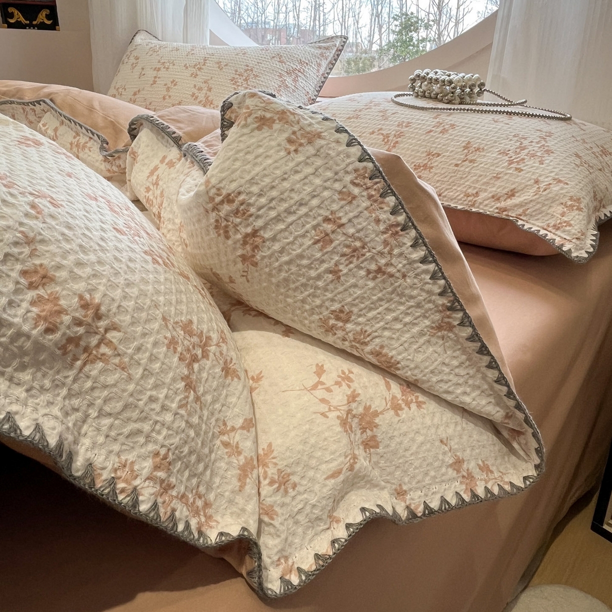 91家纺网 家纺一手货源 找家纺 莱茵家居 2026新款A类全棉华夫格印花贝壳边套件-华夫系列 华夫-苏黎