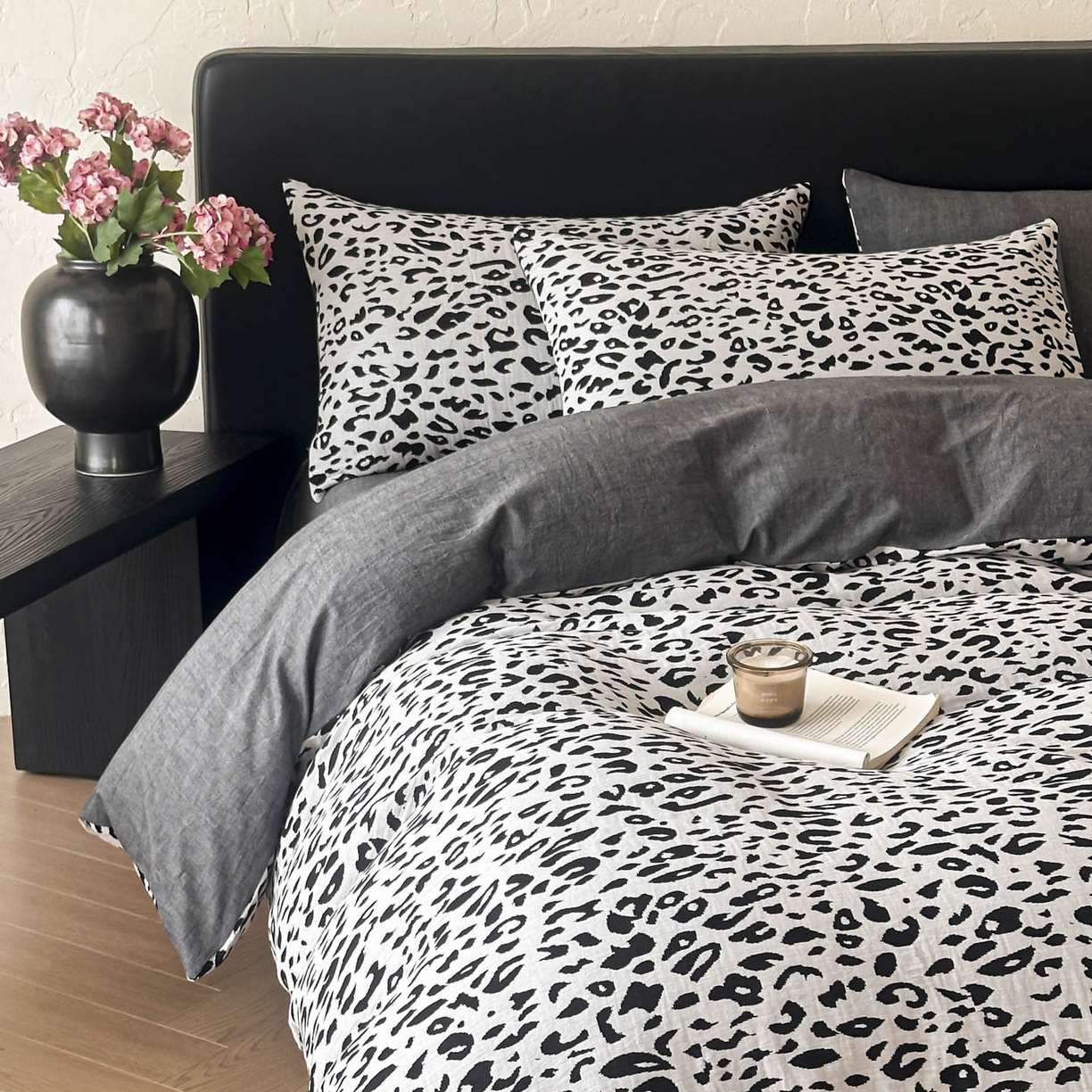 91家纺网 家纺一手货源 找家纺 莱茵家居 2026新款A类60支全棉纯棉复古侘寂风色织提花四件套-墨隙系列 豹纹-深灰