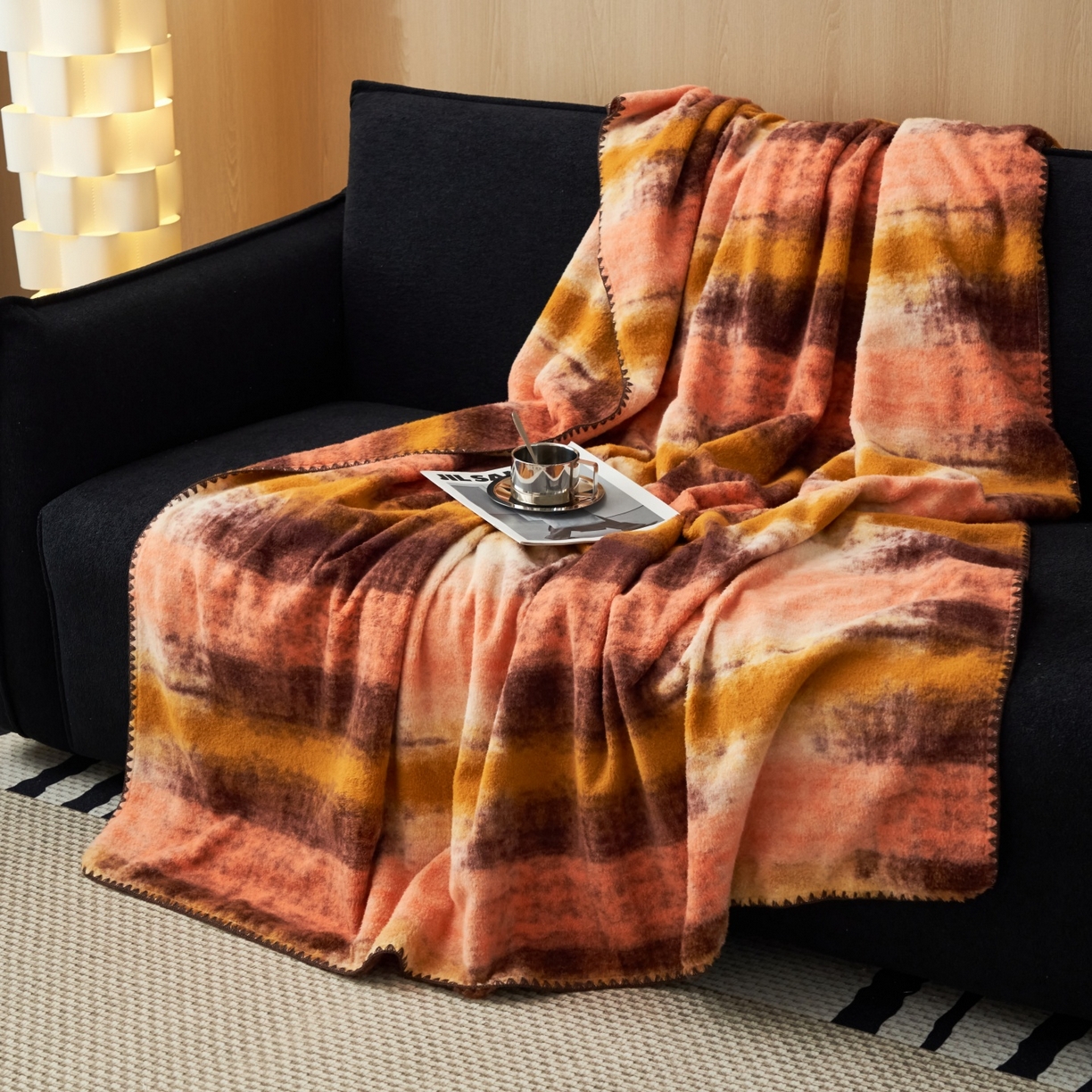 91家纺网 家纺一手货源 找家纺 莱家富 2026新款加厚高端仿羊绒毛毯沙发盖毯午睡盖被双层复古四季毯礼盒装 巴克洛