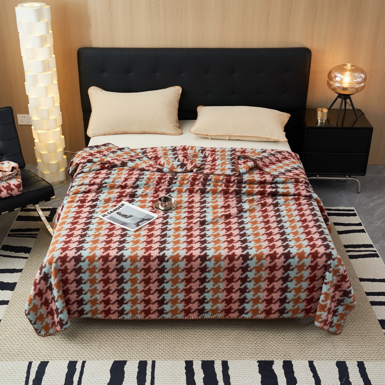 91家纺网 家纺一手货源 找家纺 莱家富 2026新款加厚高端仿羊绒毛毯沙发盖毯午睡盖被双层复古四季毯礼盒装 千鸟格