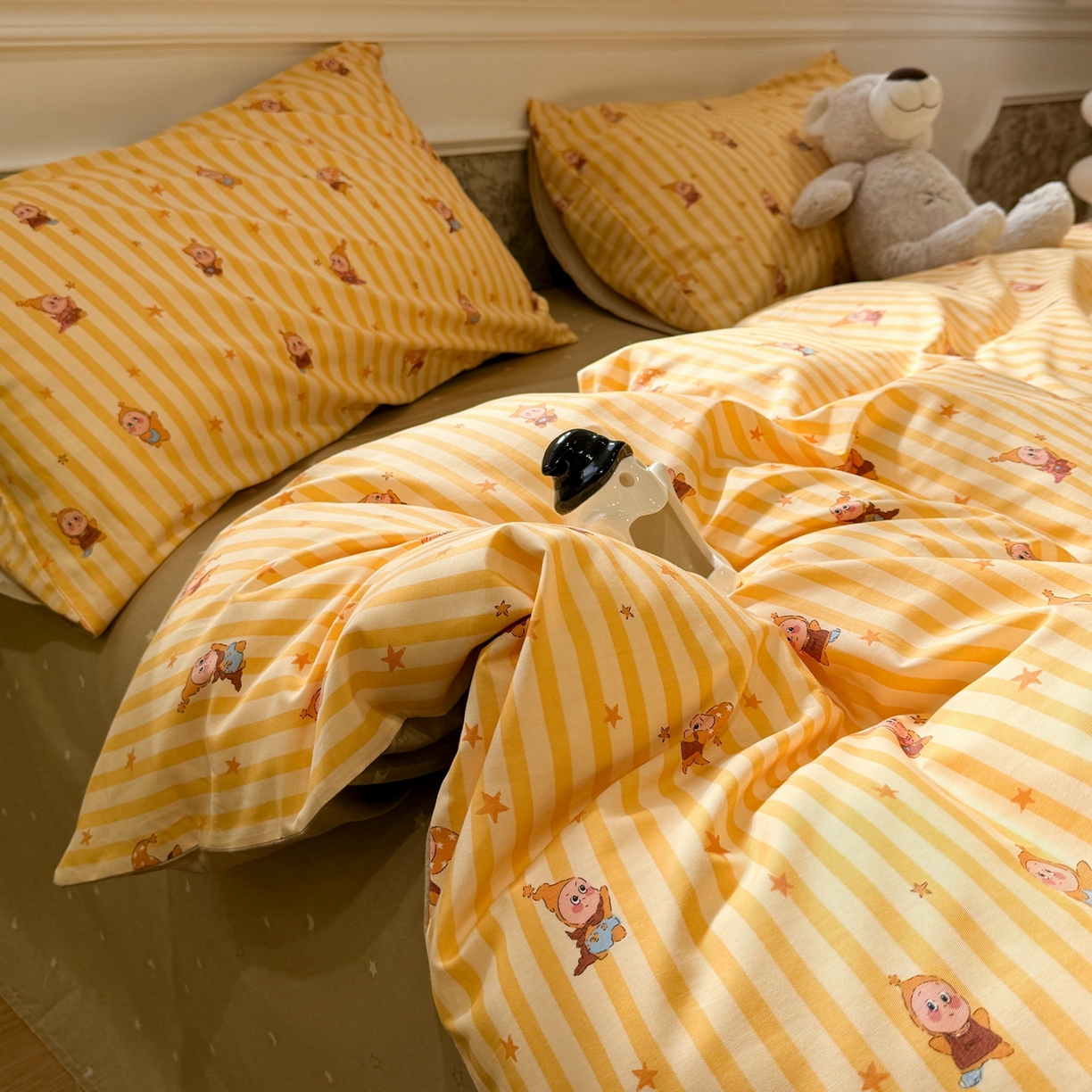 91家纺网 家纺一手货源 找家纺 （总）呗旺鹿 2026新款全棉纯棉40支13070卡通印花四件套-场景二