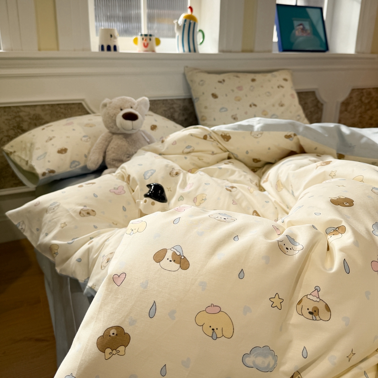 91家纺网 家纺一手货源 找家纺 呗旺鹿 2026新款全棉纯棉40支13070卡通印花四件套-场景二 鼻涕狗