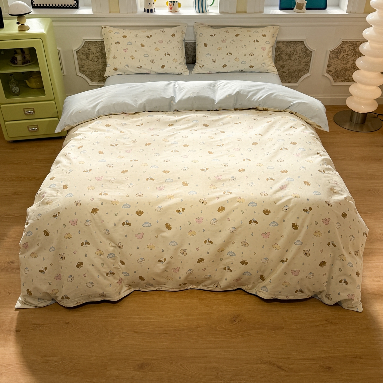 91家纺网 家纺一手货源 找家纺 呗旺鹿 2026新款全棉纯棉40支13070卡通印花四件套-场景二 鼻涕狗