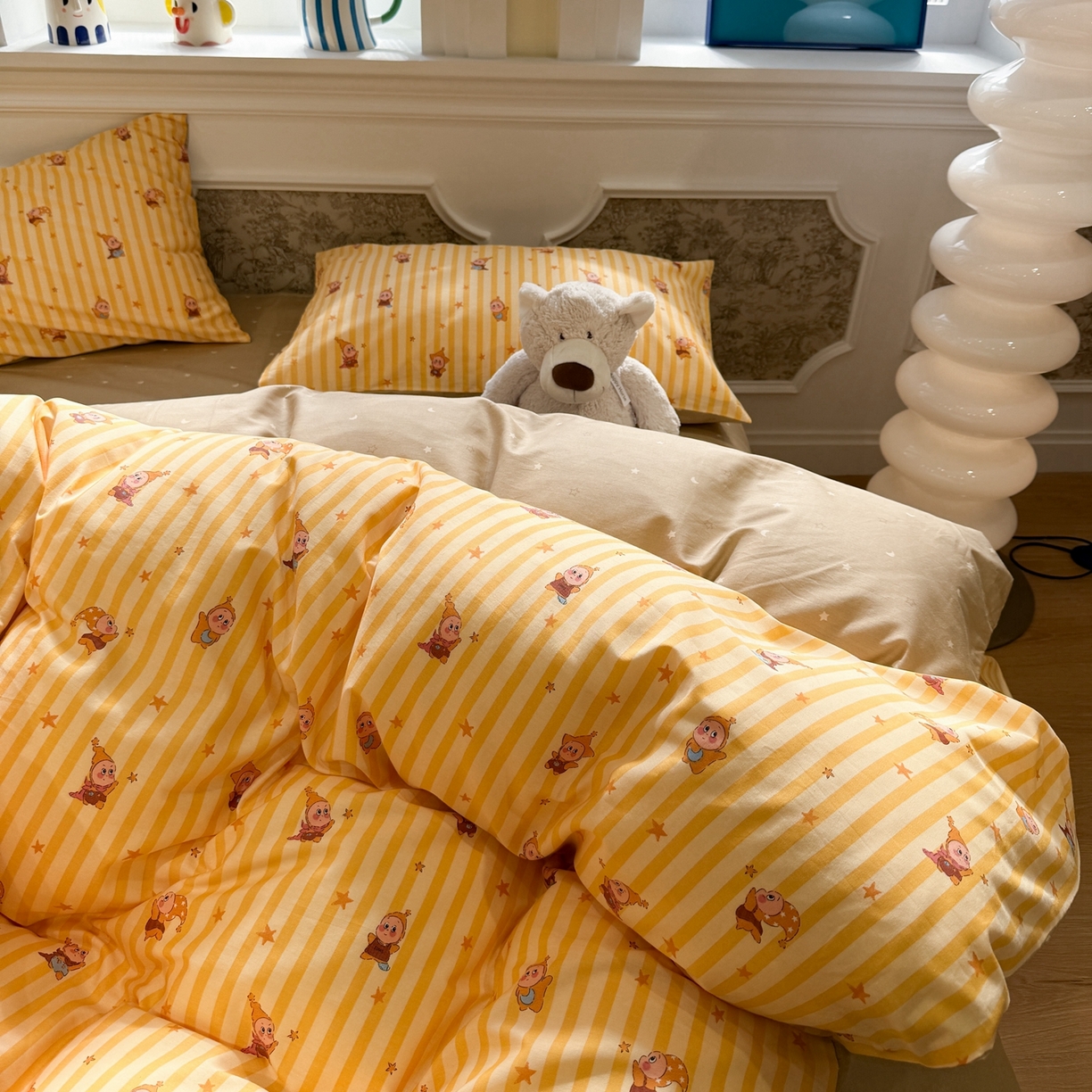 91家纺网 家纺一手货源 找家纺 呗旺鹿 2026新款全棉纯棉40支13070卡通印花四件套-场景二 萌星