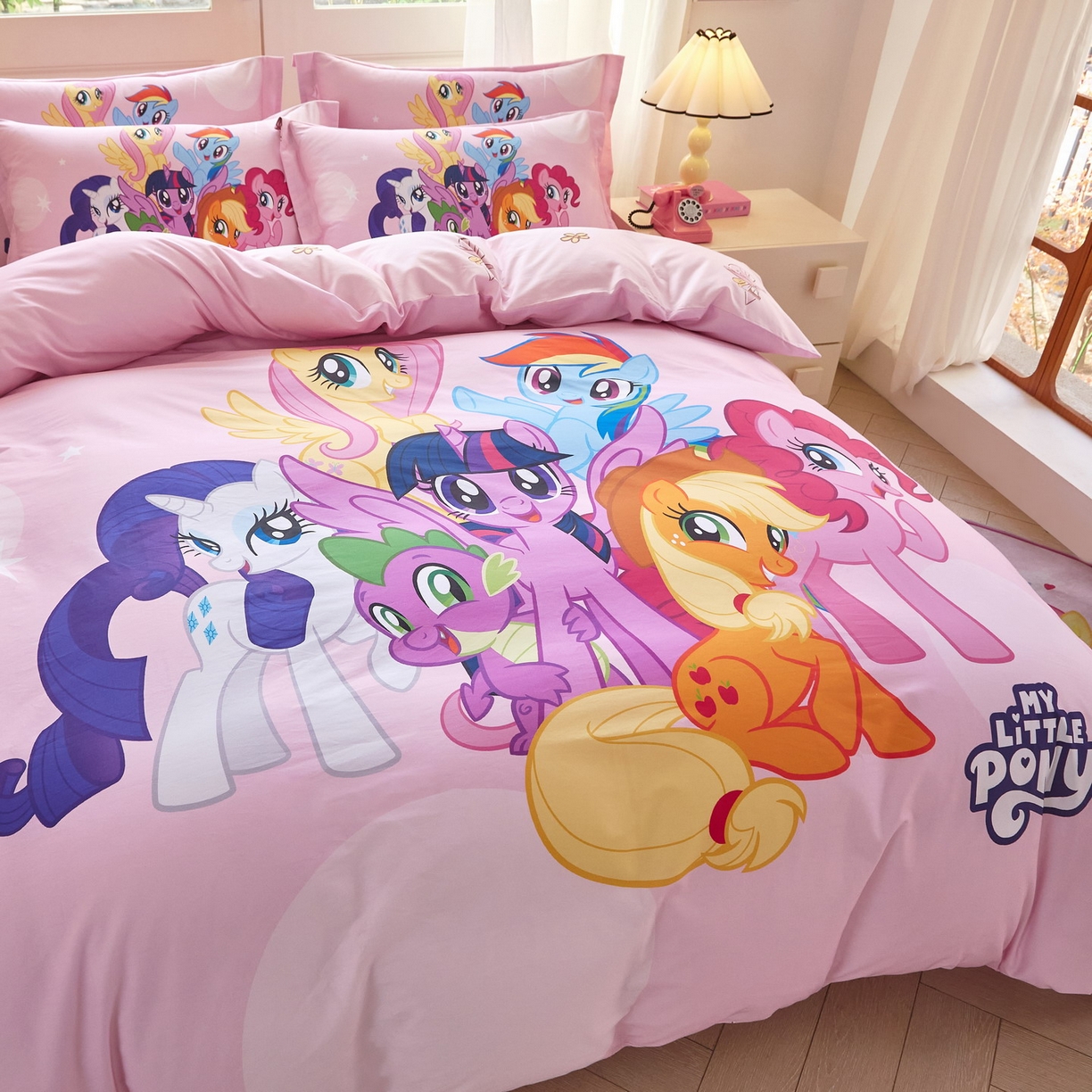 91家纺网 家纺一手货源 找家纺 蘭菲家纺 2026新款全棉纯棉大版卡通四件套-小马宝莉 大家族.宝莉