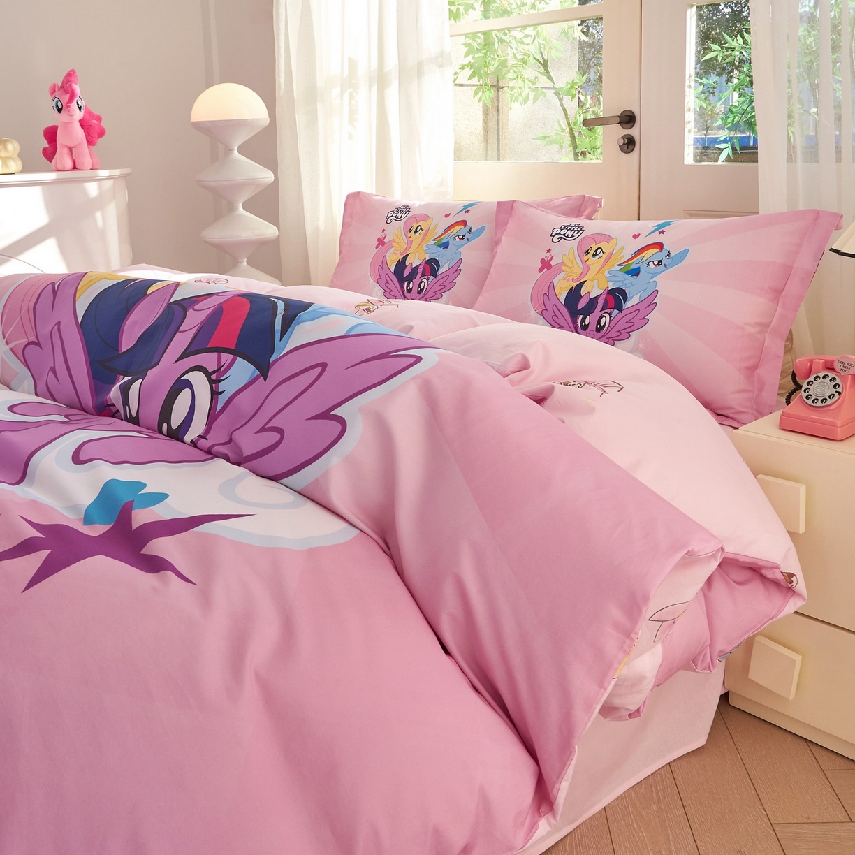 91家纺网 家纺一手货源 找家纺 蘭菲家纺 2026新款全棉纯棉大版卡通四件套-小马宝莉 飞翔.宝莉