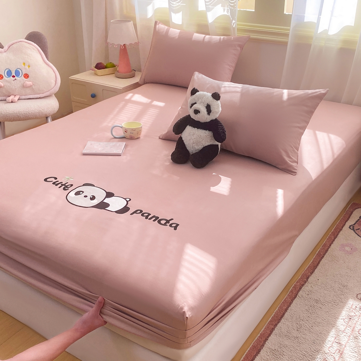 91家纺网 家纺一手货源 找家纺 恋人优选 2026新款爬爬熊刺绣全棉纯棉单床笠床笠单件（专版花型 盗版必究） 爬爬熊刺绣豆沙