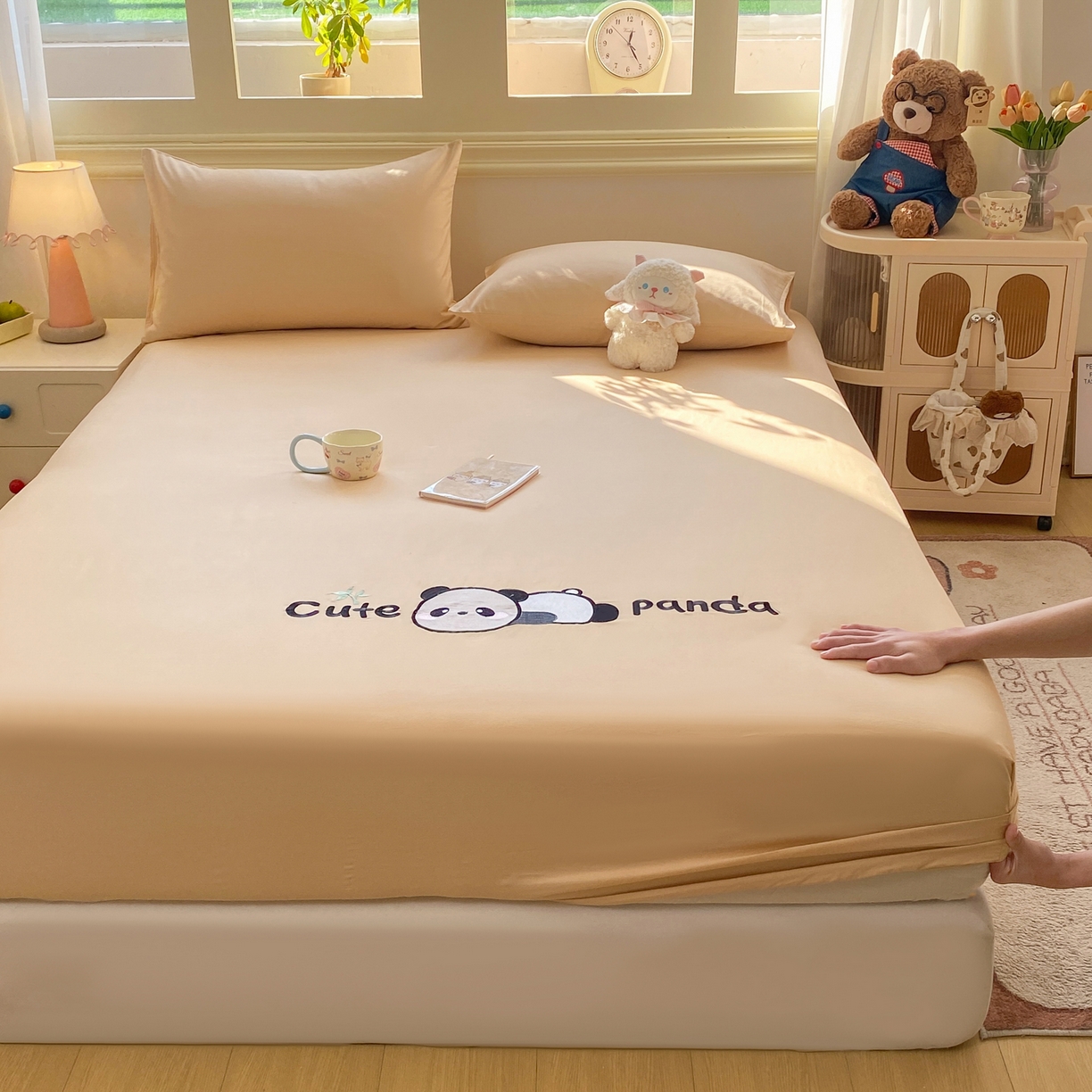 91家纺网 家纺一手货源 找家纺 恋人优选 2026新款爬爬熊刺绣全棉纯棉单床笠床笠单件（专版花型 盗版必究） 爬爬熊刺绣米色