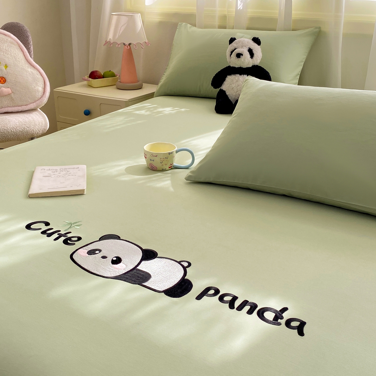 91家纺网 家纺一手货源 找家纺 恋人优选 2026新款爬爬熊刺绣全棉纯棉单床笠床笠单件（专版花型 盗版必究） 爬爬熊刺绣果绿