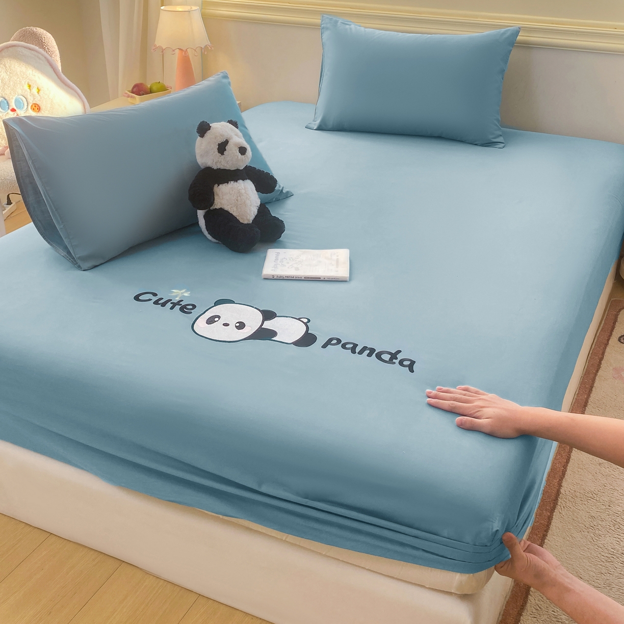 91家纺网 家纺一手货源 找家纺 恋人优选 2026新款爬爬熊刺绣全棉纯棉单床笠床笠单件（专版花型 盗版必究） 爬爬熊刺绣浅蓝