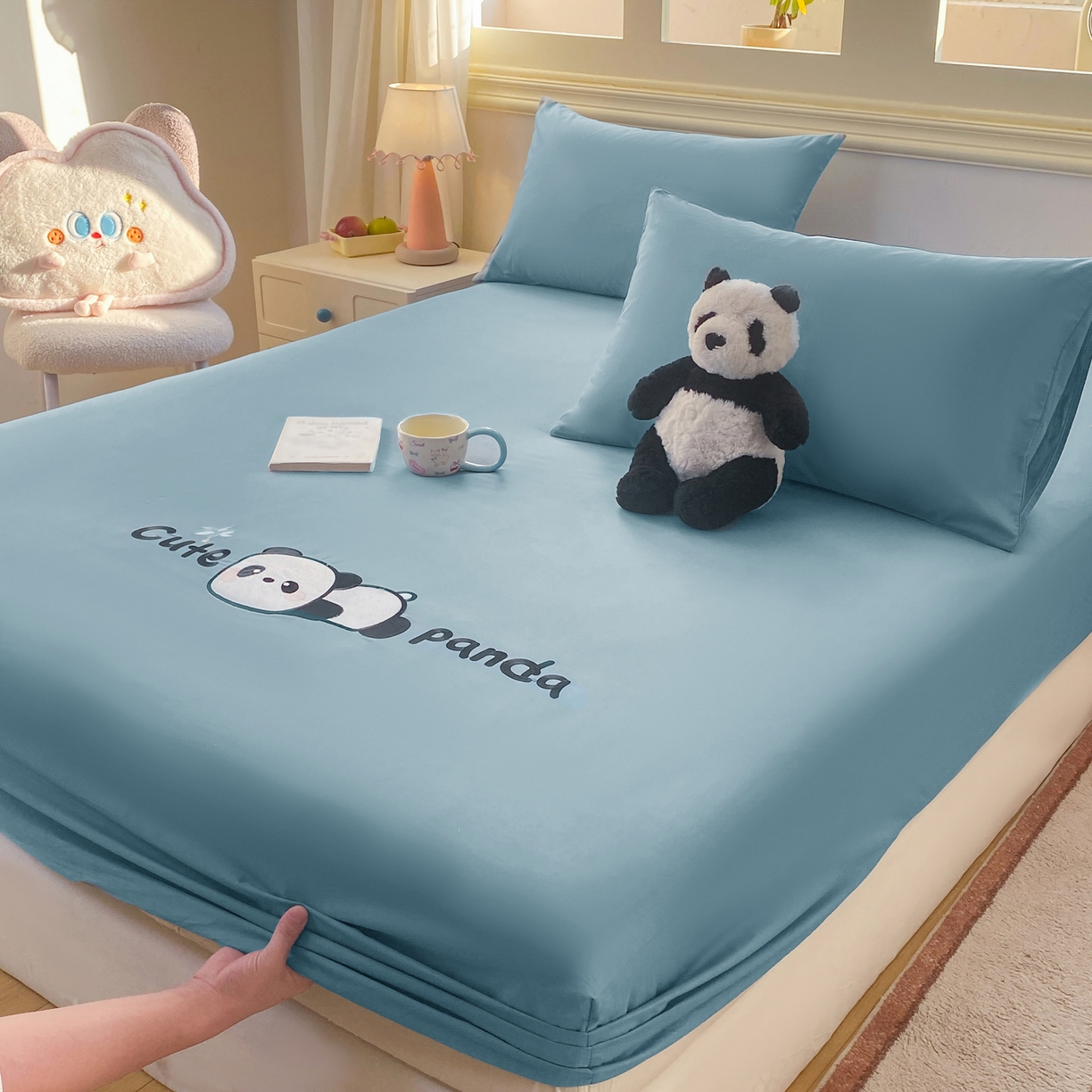 91家纺网 家纺一手货源 找家纺 恋人优选 2026新款爬爬熊刺绣全棉纯棉单床笠床笠单件（专版花型 盗版必究） 爬爬熊刺绣浅蓝