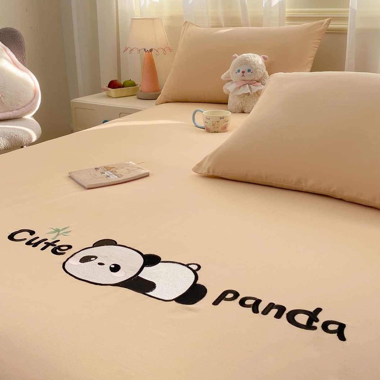 91家纺网 家纺一手货源 找家纺 恋人优选 2026新款爬爬熊刺绣全棉纯棉单床笠床笠单件（专版花型 盗版必究） 爬爬熊刺绣米色