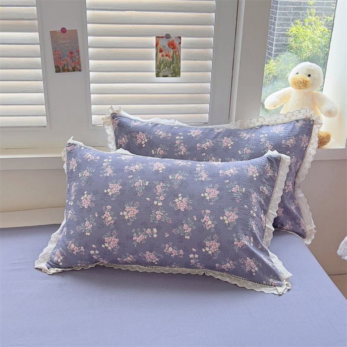 91家纺网 家纺一手货源 找家纺 壹号库家纺 2026新款云感木棉皱皱纱双层纱四件套-全棉花边款 豆蔻