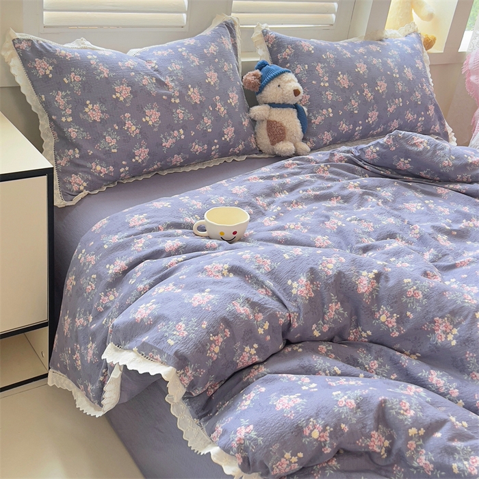 91家纺网 家纺一手货源 找家纺 壹号库家纺 2026新款云感木棉皱皱纱双层纱四件套-全棉花边款 豆蔻