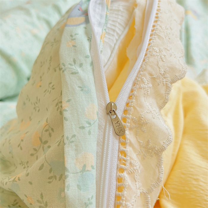 91家纺网 家纺一手货源 找家纺 壹号库家纺 2026新款云感木棉皱皱纱双层纱四件套-全棉花边款 快乐小象