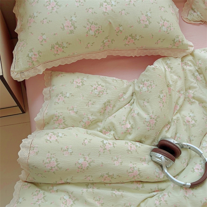 91家纺网 家纺一手货源 找家纺 壹号库家纺 2026新款云感木棉皱皱纱双层纱四件套-全棉花边款 甜茶