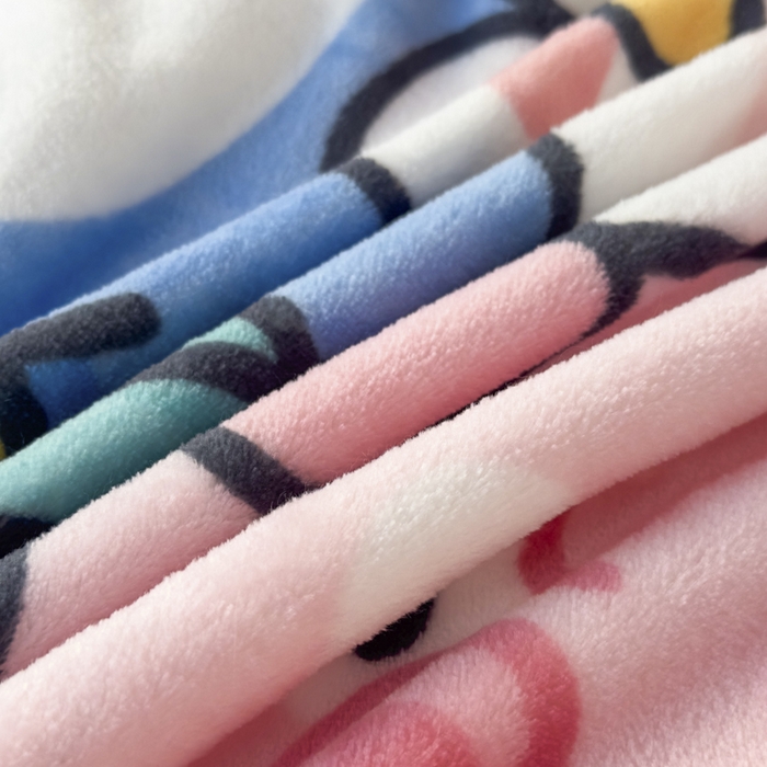 91家纺网 家纺一手货源 找家纺 潮邦创意家居 2026新款星眠绒单层双面球毯-BubbleTots巴波布布独家授权-第一批 控价：100*150cm不得低于69元 150*200cm不得低于89元 巴波众萌