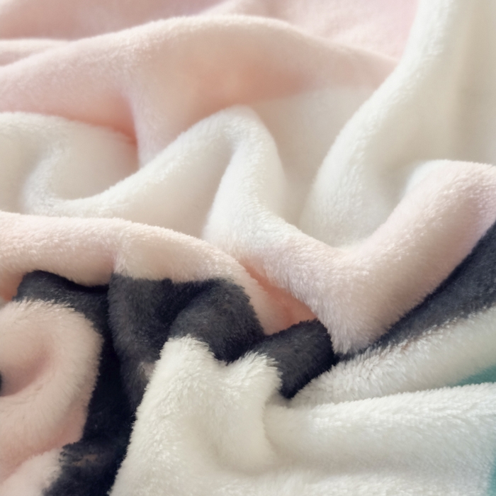 91家纺网 家纺一手货源 找家纺 潮邦创意家居 2026新款星眠绒单层双面球毯-BubbleTots巴波布布独家授权-第一批 控价：100*150cm不得低于69元 150*200cm不得低于89元 巴波桃桃