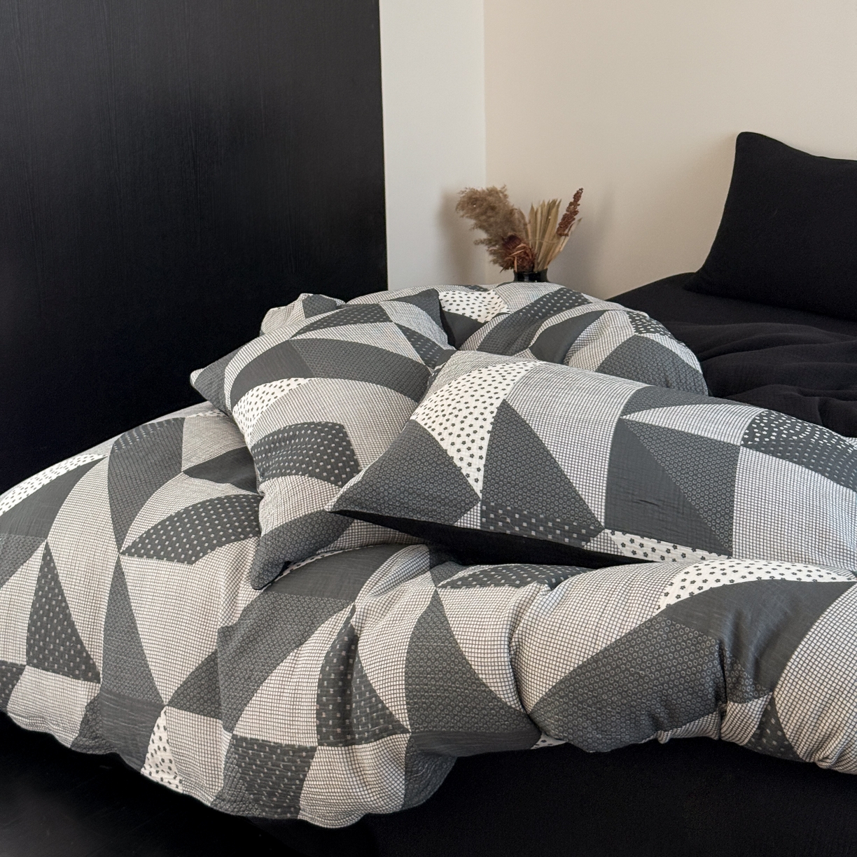 91家纺网 家纺一手货源 找家纺 山舍家居 2026新款全棉纯棉双层皱皱纱四件套 芷与芷安