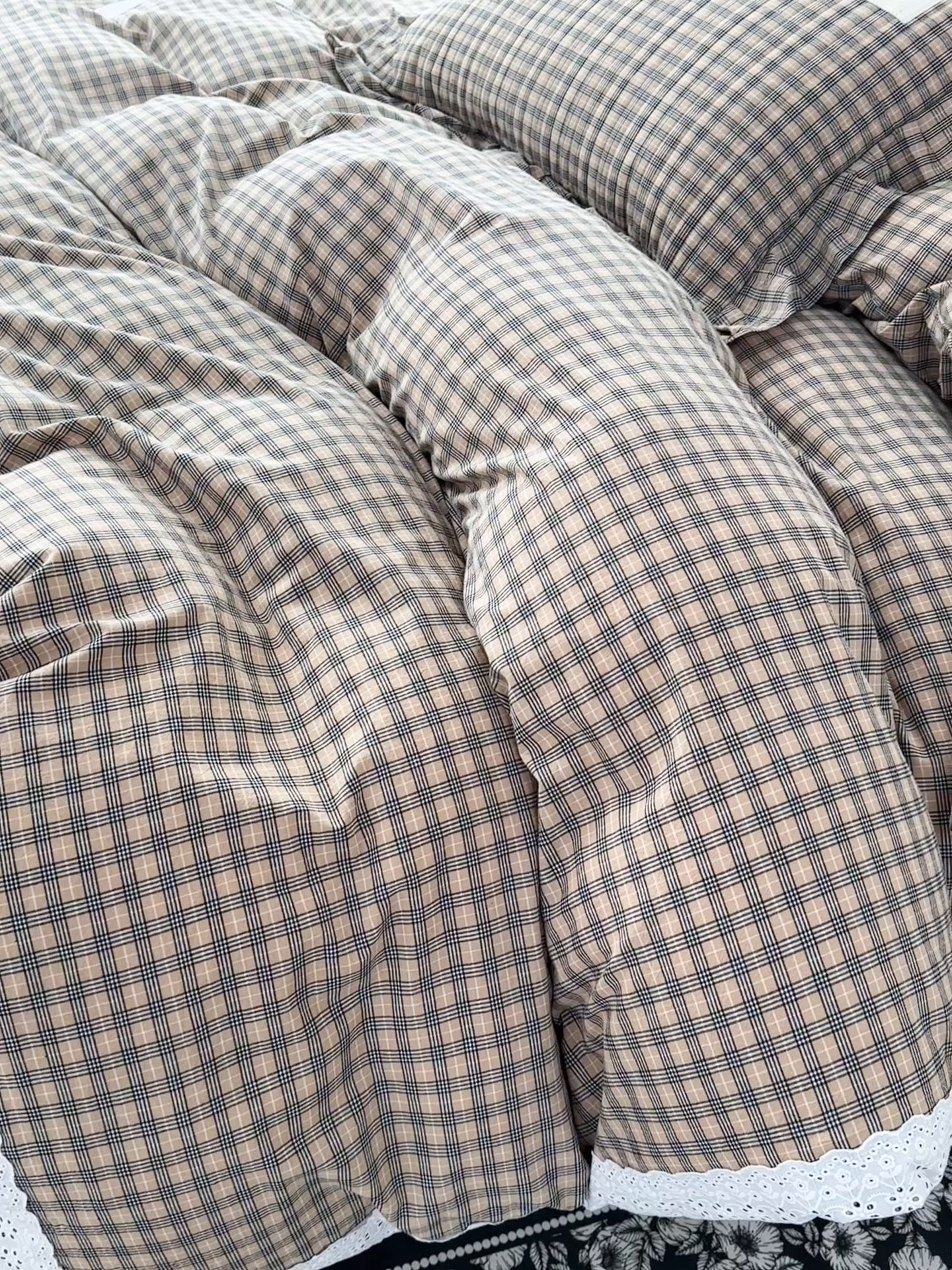 91家纺网 家纺一手货源 找家纺 暖居 2026新款全棉纯棉色织榻榻米三件套四件套单件大炕盖支持定制 经典咖小格