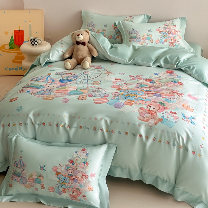 91家纺网 家纺一手货源 找家纺 禾时 2026新款全棉数码手绘油画卡通四件套 甜趣乐园（绿）