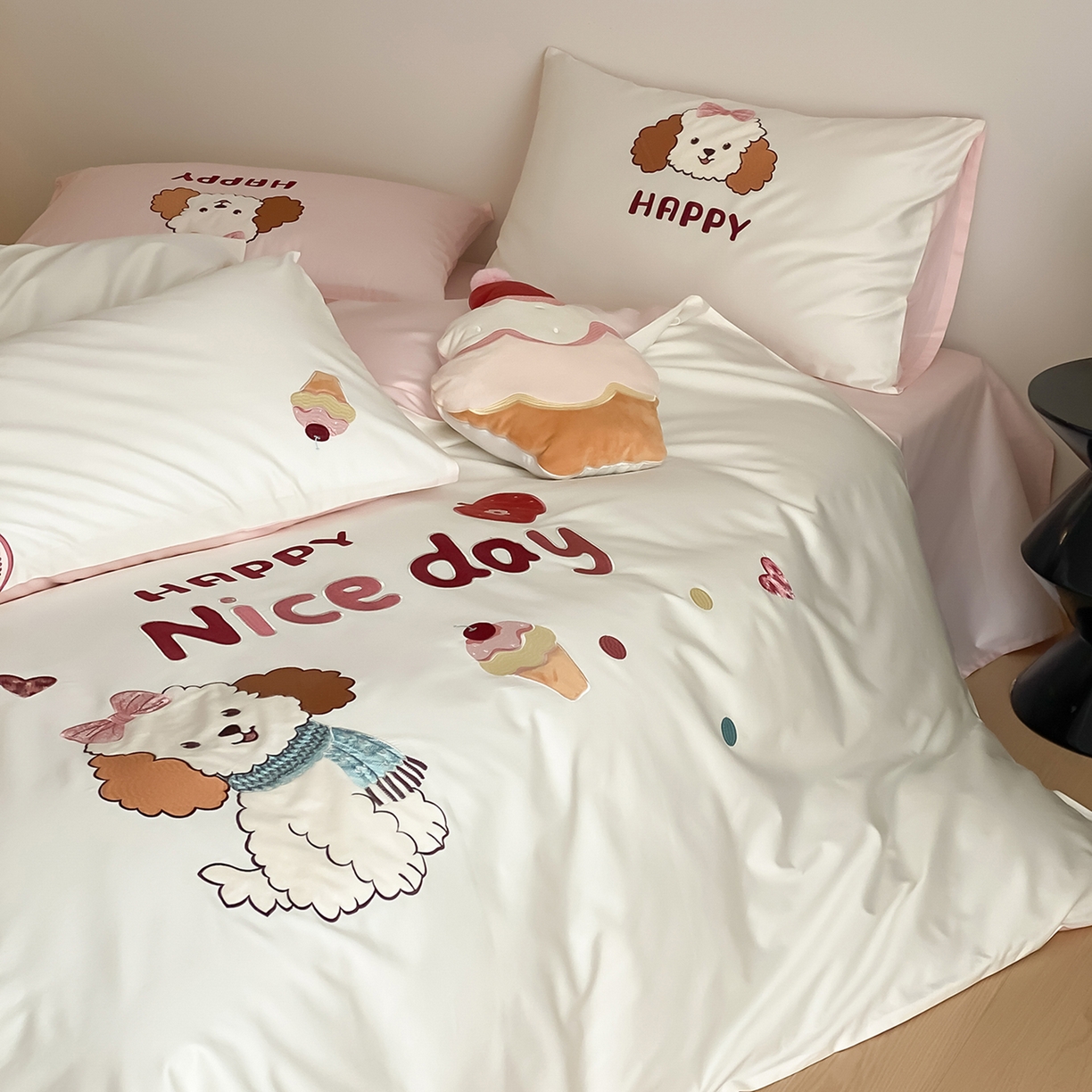 91家纺网 家纺一手货源 找家纺 （总）极简 2026新款100s长绒棉纯棉刺绣四件套-奶油小狗