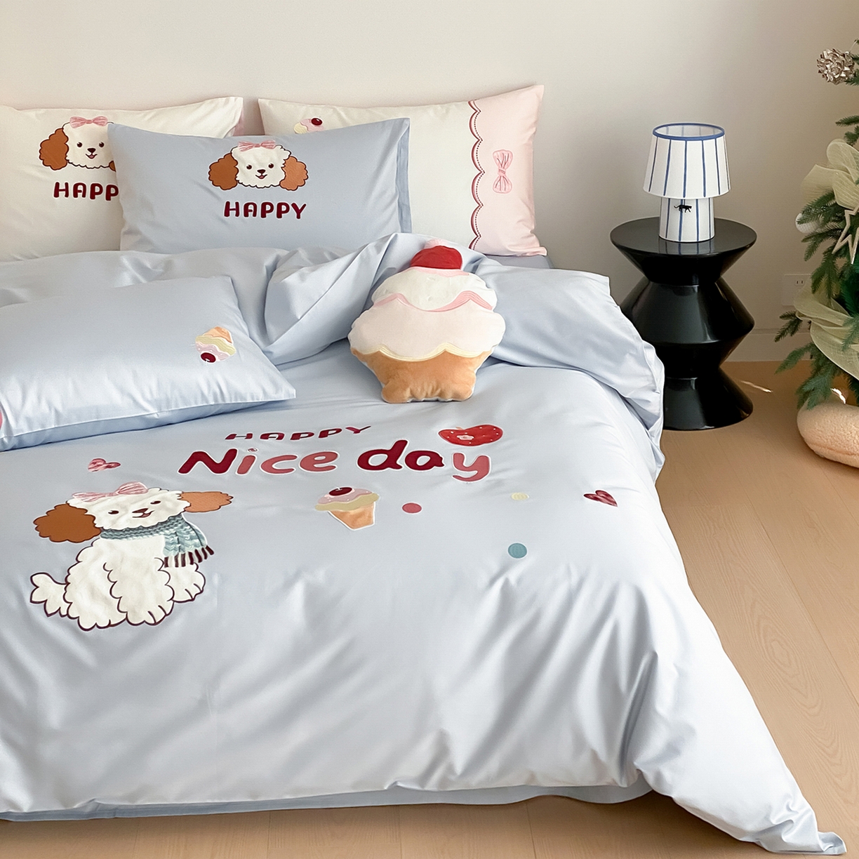 91家纺网 家纺一手货源 找家纺 极简 2026新款100s长绒棉纯棉刺绣四件套-奶油小狗 奶油小狗-蓝