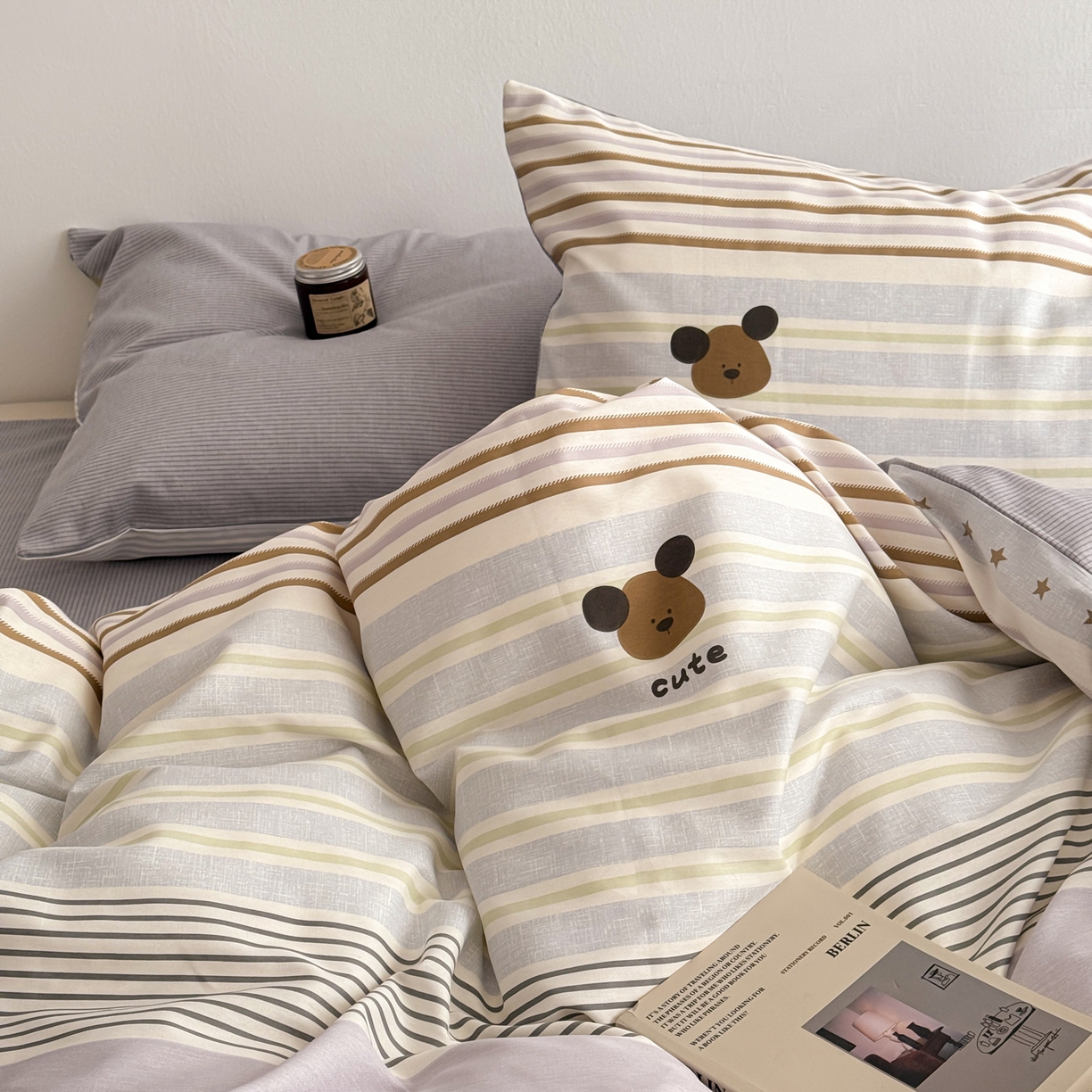 91家纺网 家纺一手货源 找家纺 简宜家居（朝初家纺） 2026新款12868全棉简约纯棉四件套 渐色条纹