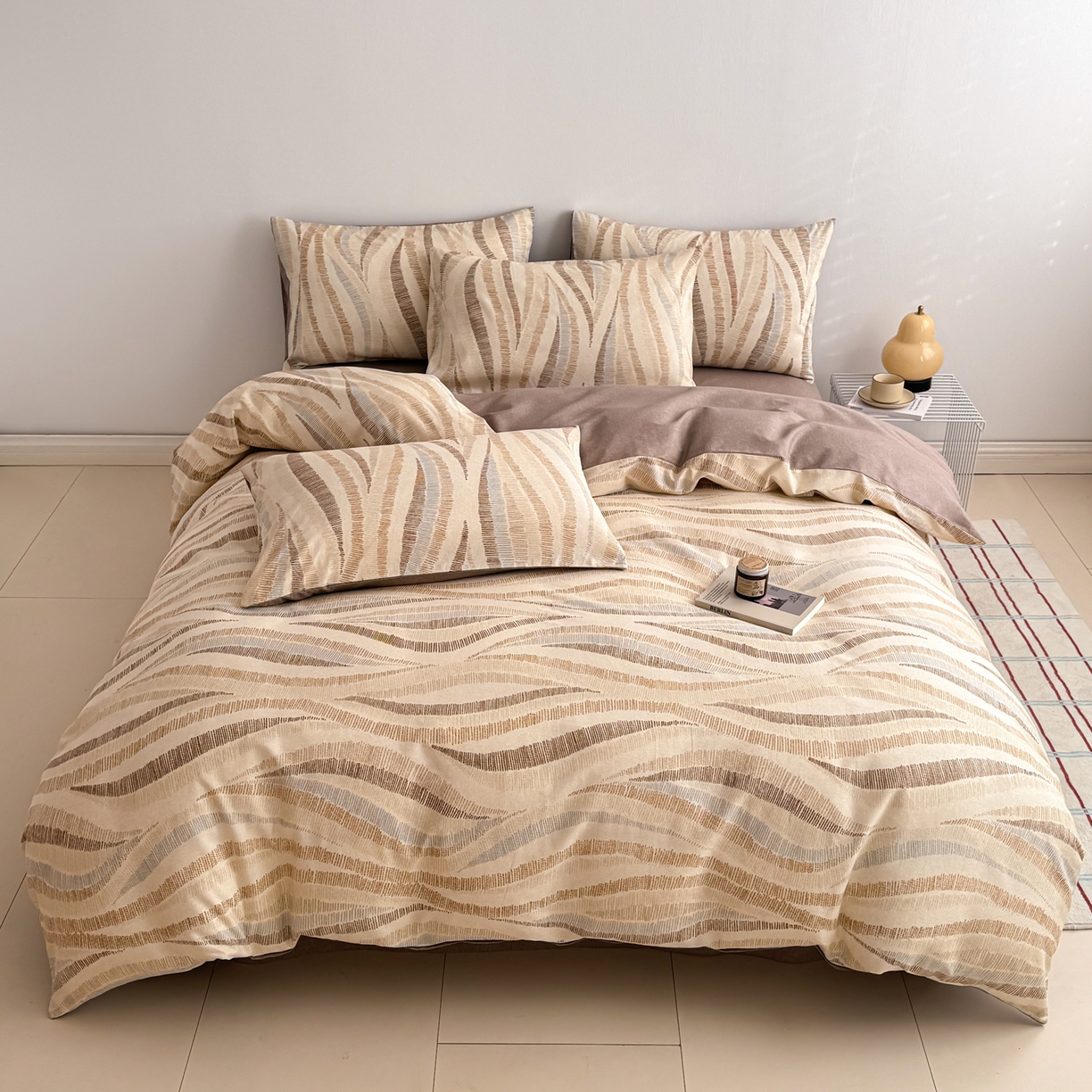 91家纺网 家纺一手货源 找家纺 简宜家居（朝初家纺） 2026新款12868全棉简约纯棉四件套 素色浪线