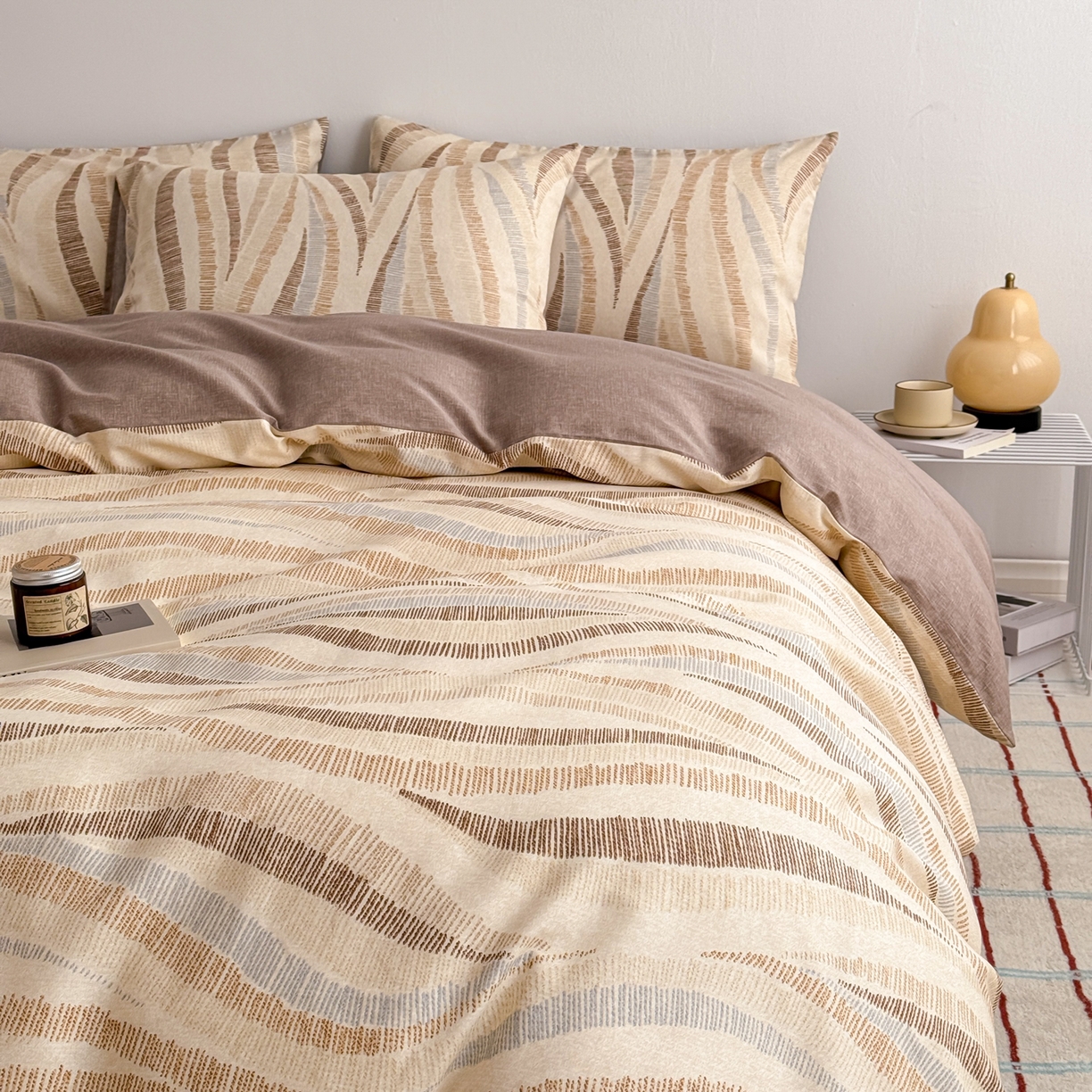 91家纺网 家纺一手货源 找家纺 简宜家居（朝初家纺） 2026新款12868全棉简约纯棉四件套 素色浪线