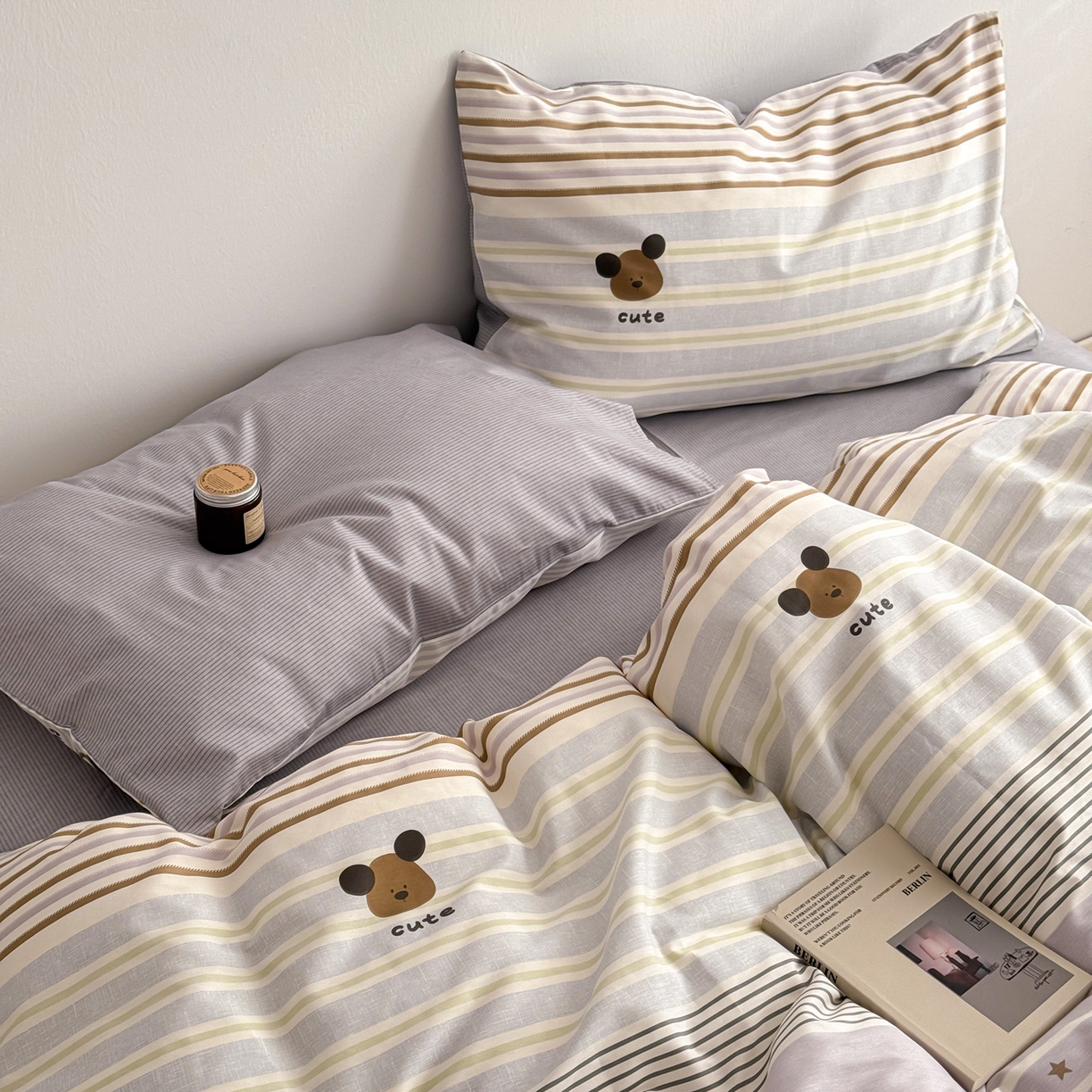 91家纺网 家纺一手货源 找家纺 简宜家居（朝初家纺） 2026新款12868全棉简约纯棉四件套 渐色条纹