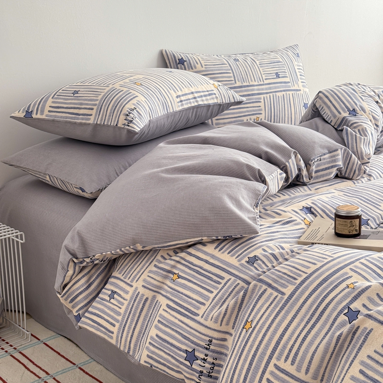 91家纺网 家纺一手货源 找家纺 简宜家居（朝初家纺） 2026新款12868全棉简约纯棉四件套 星落灰条