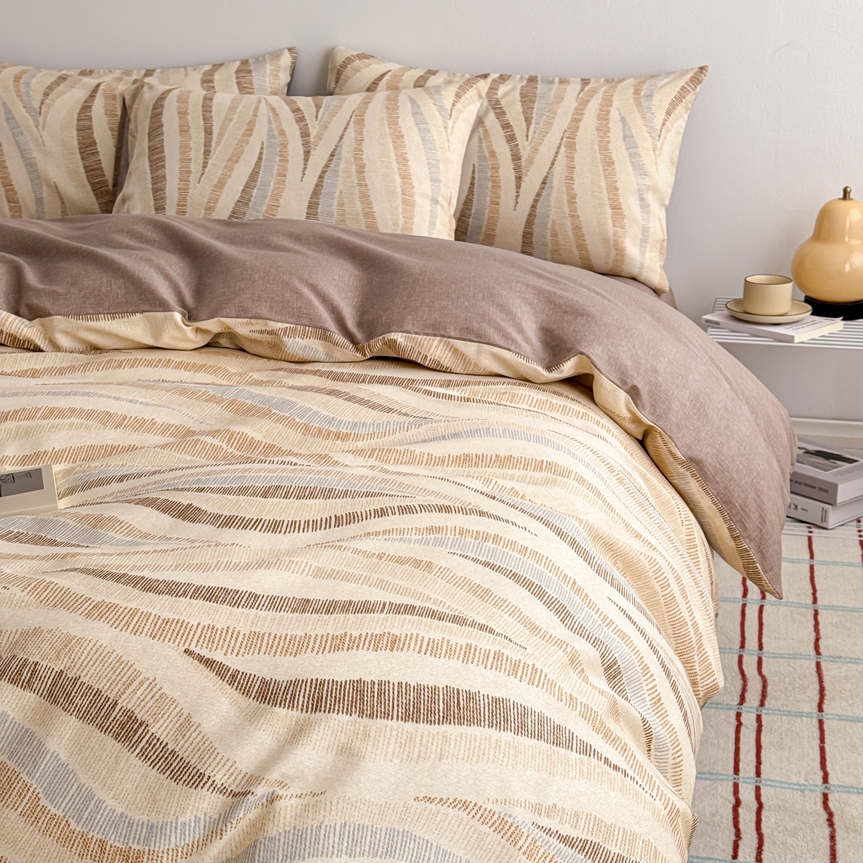 91家纺网 家纺一手货源 找家纺 简宜家居（朝初家纺） 2026新款12868全棉简约纯棉四件套 素色浪线