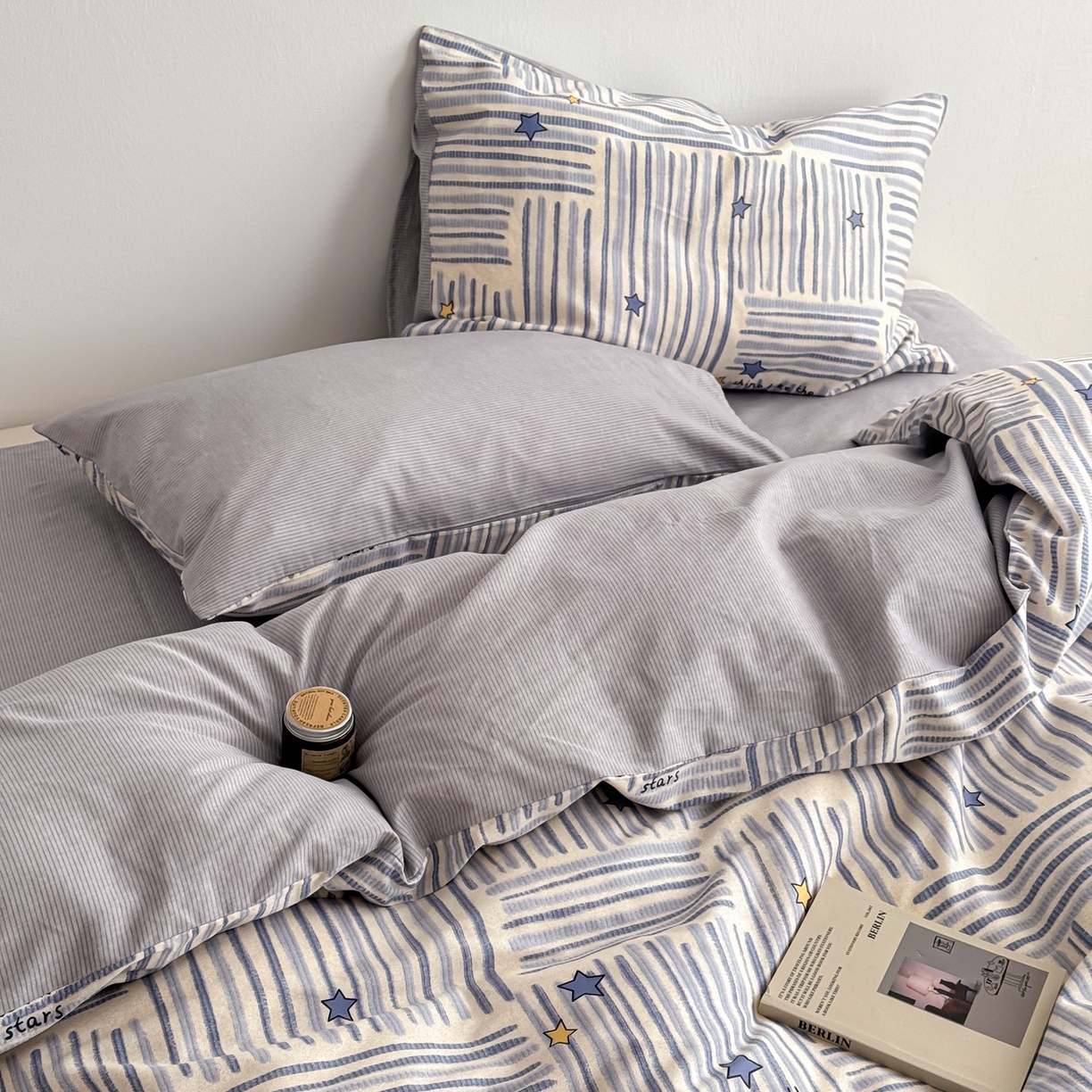 91家纺网 家纺一手货源 找家纺 简宜家居（朝初家纺） 2026新款12868全棉简约纯棉四件套 星落灰条