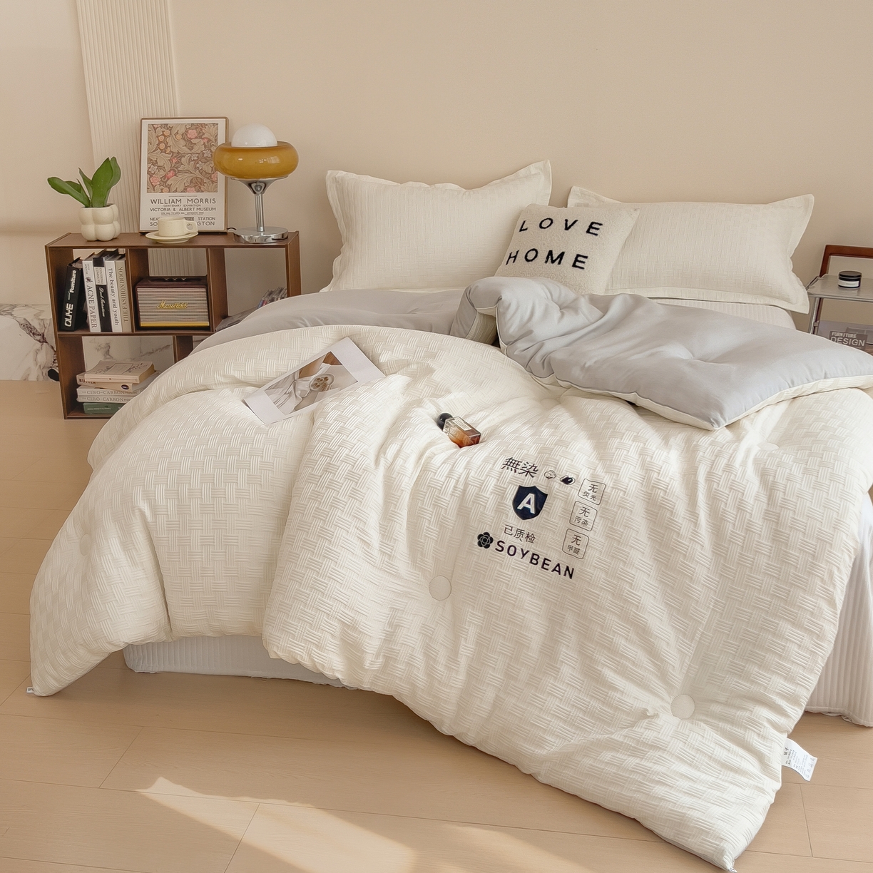 91家纺网 家纺一手货源 找家纺 好尚居 2026新款烫画华夫格冬被 双拼款☀白拼浅灰